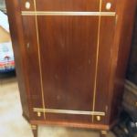 195 7507 CORNER CUPBOARD